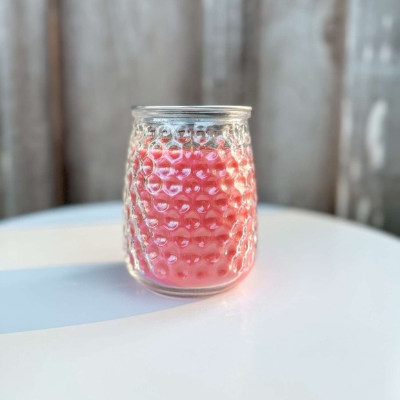 Greenleaf Guava Gloss Signature Candles - Picture 2 of 4